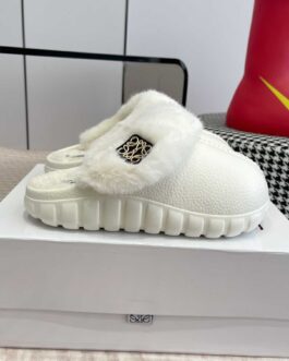 Loewe Buty, sandaly klapki, skora