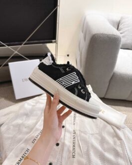 Dior Sneakersy, trampki, tenisówki, buty, skora