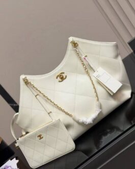 Torebka damska elegancka Chanel , skóra