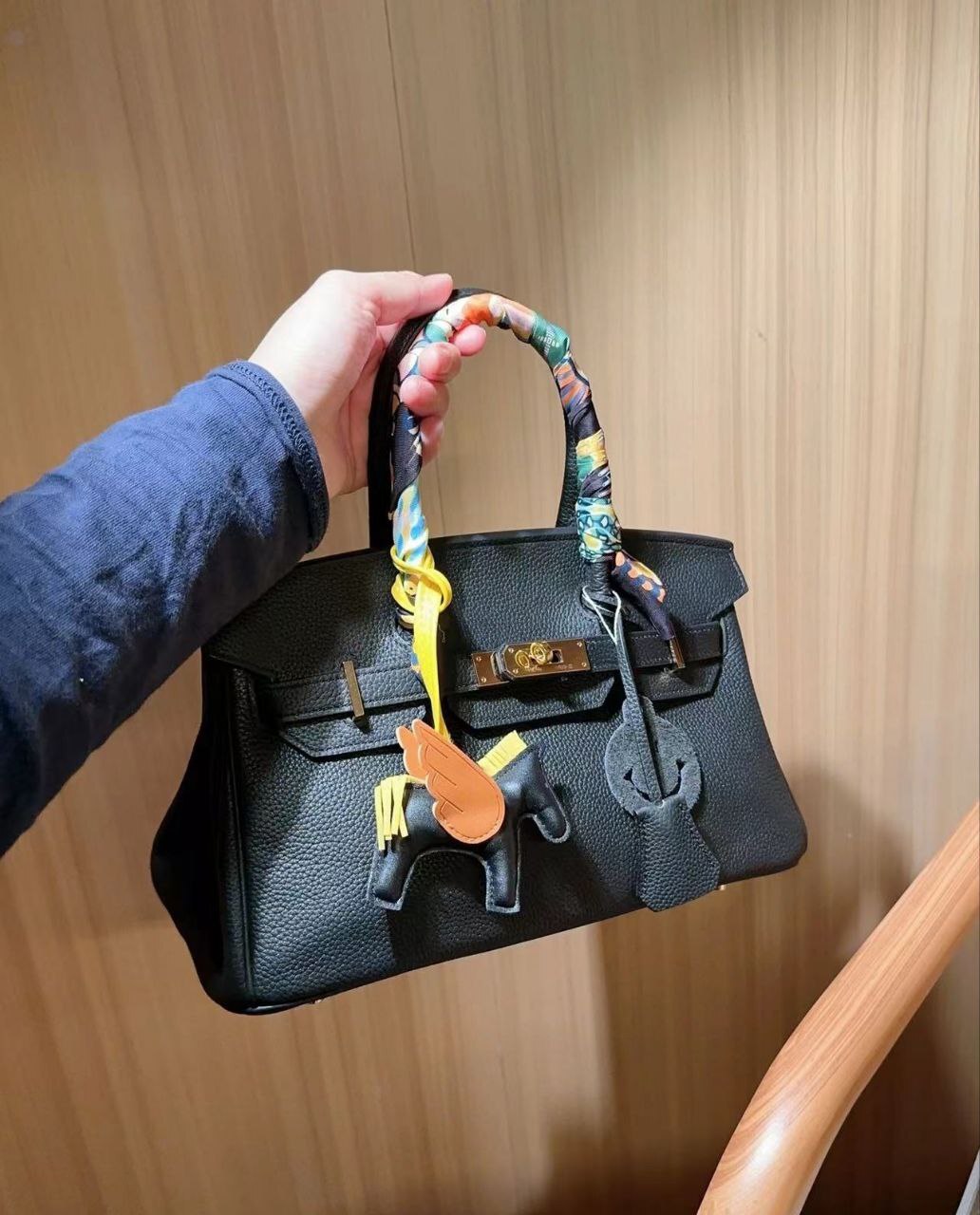 1808164a-265b-4f05-a53c-c7e4a7467ae5