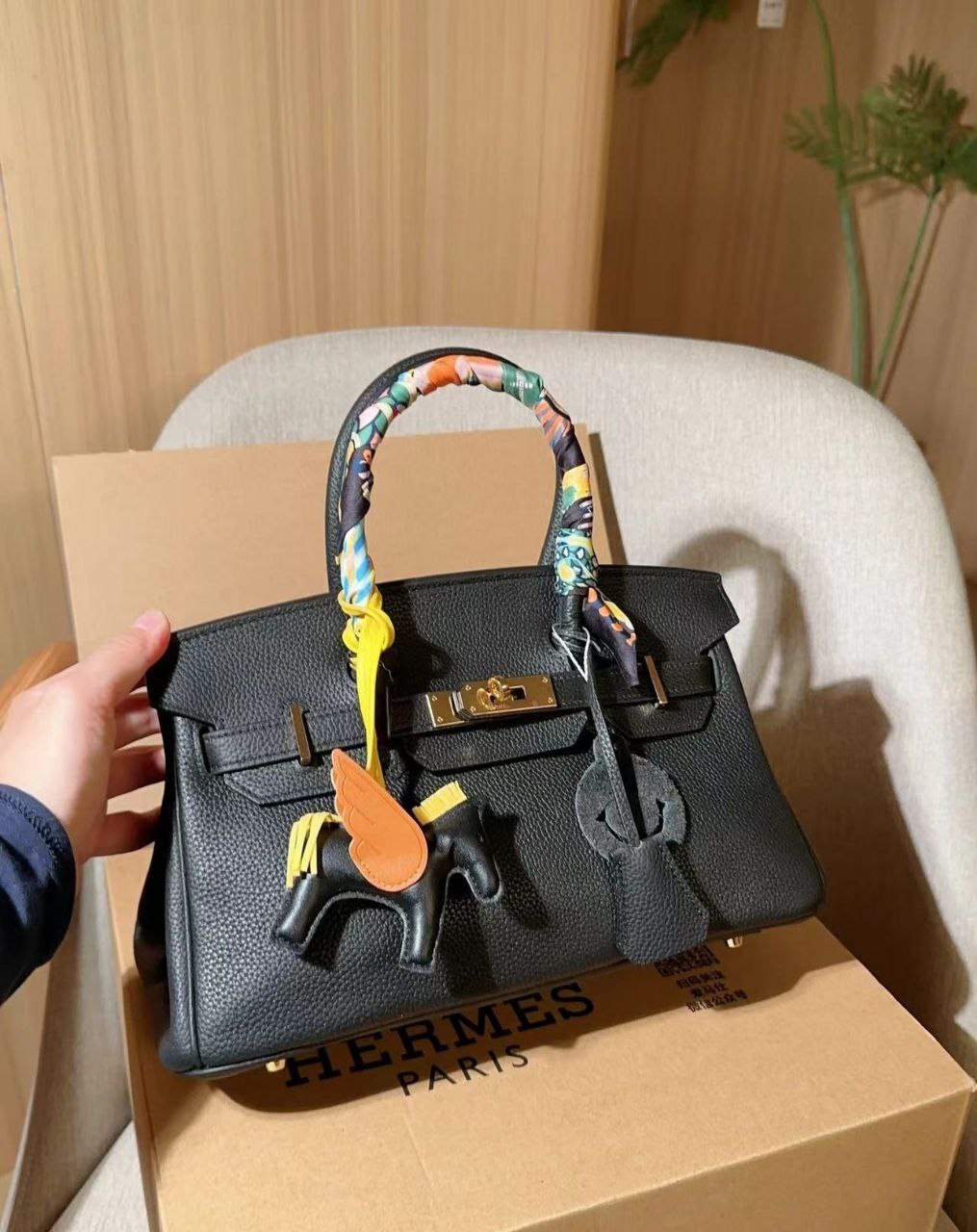 330ec527-139e-4b81-aaf2-05465b86db0c