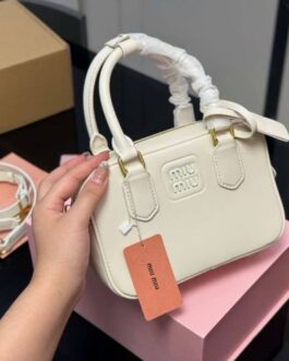 Torebka damska elegancka Miu Miu, skóra