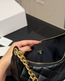 Torebka damska elegancka Chanel, skóra