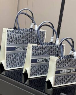 Torebka damska elegancka Dior, skóra