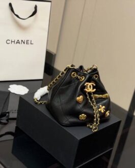 Torebka damska elegancka Chanel, skóra