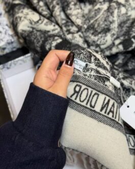 Dior szalik damski meski