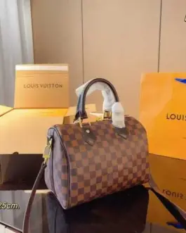 Torebka damska elegancka Louis Vuitton od reki