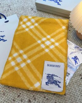 Burberry szalik damski meski