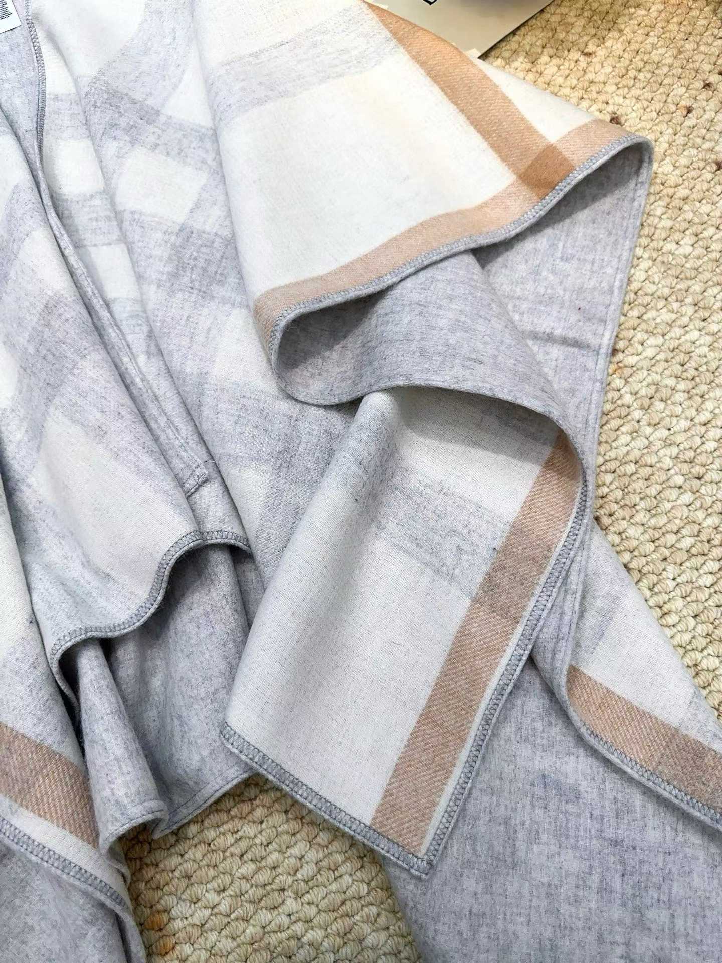 mmexport1759097229868