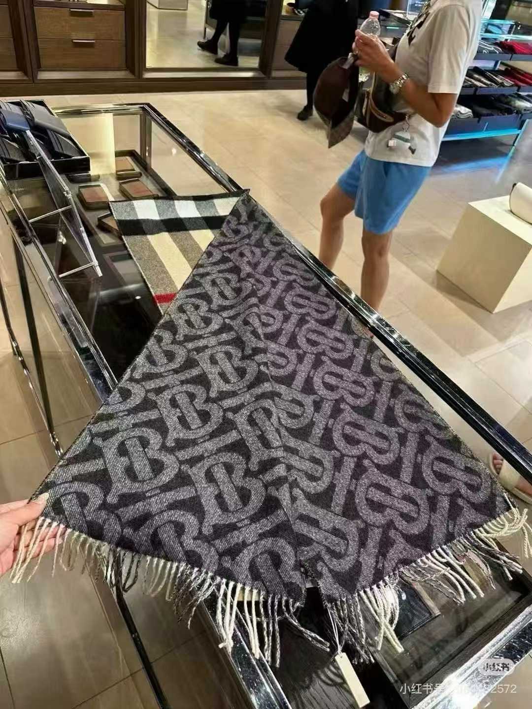 mmexport1759097597628