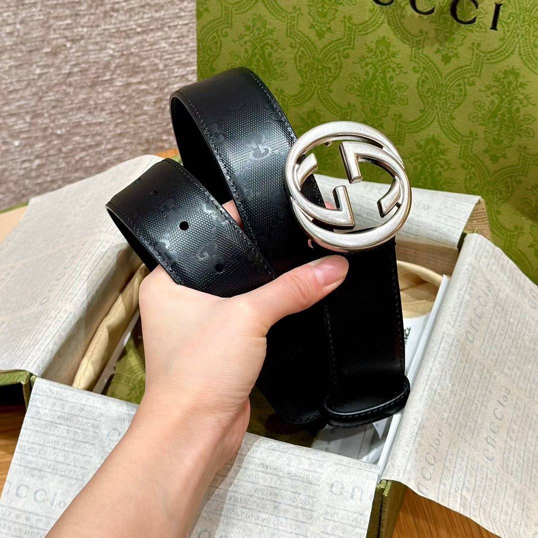 mmexport1759098282333