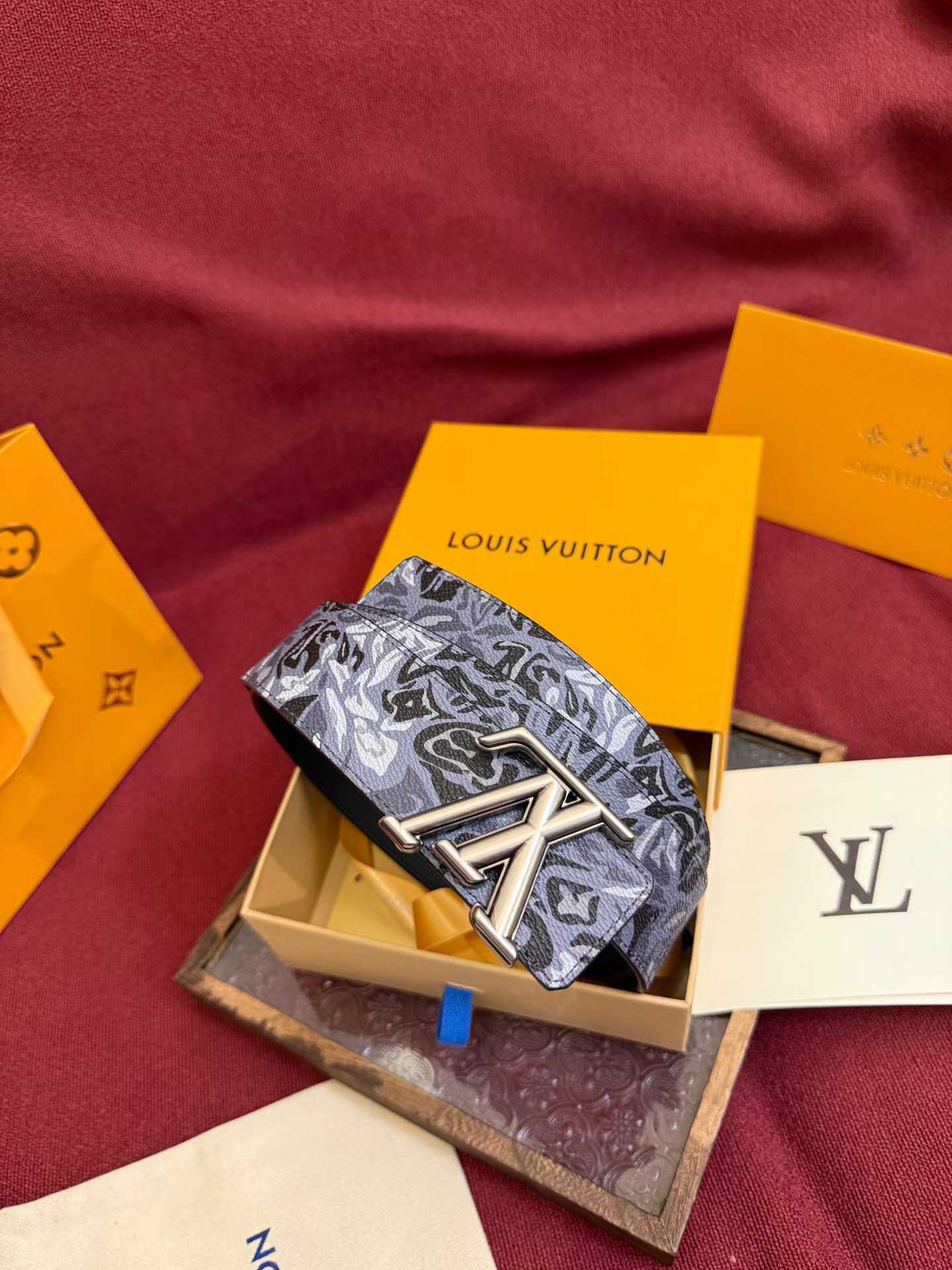 mmexport1760389080407