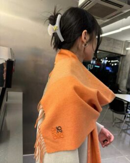 Loewe szalik damski meski