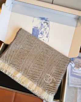 Chanel szalik damski meski