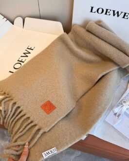 Loewe szalik damski meski