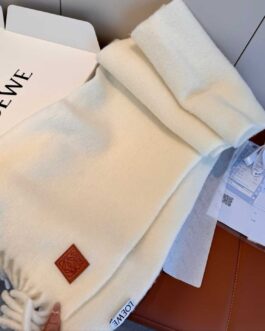 Loewe szalik damski meski