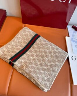 Gucci szalik damski meski