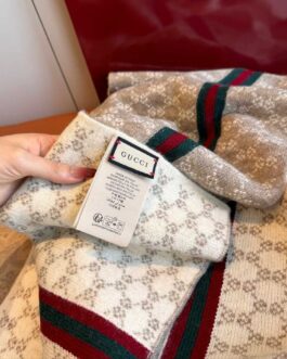 Gucci szalik damski meski