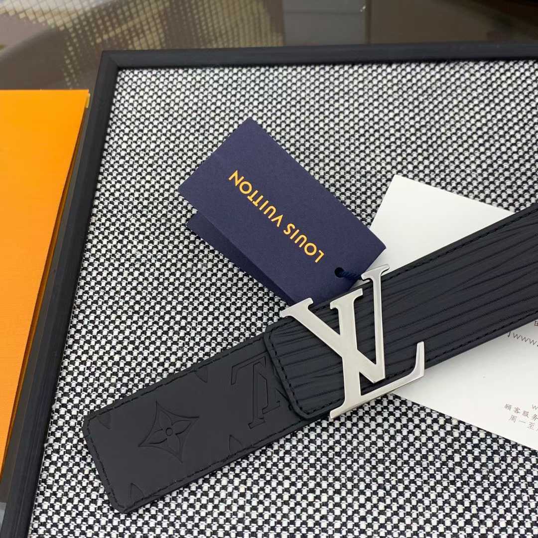 mmexport1761498133818