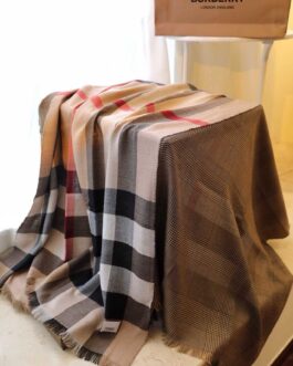 Burberry szalik damski meski