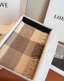 Loewe szalik damski meski