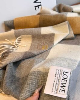 Loewe szalik damski meski