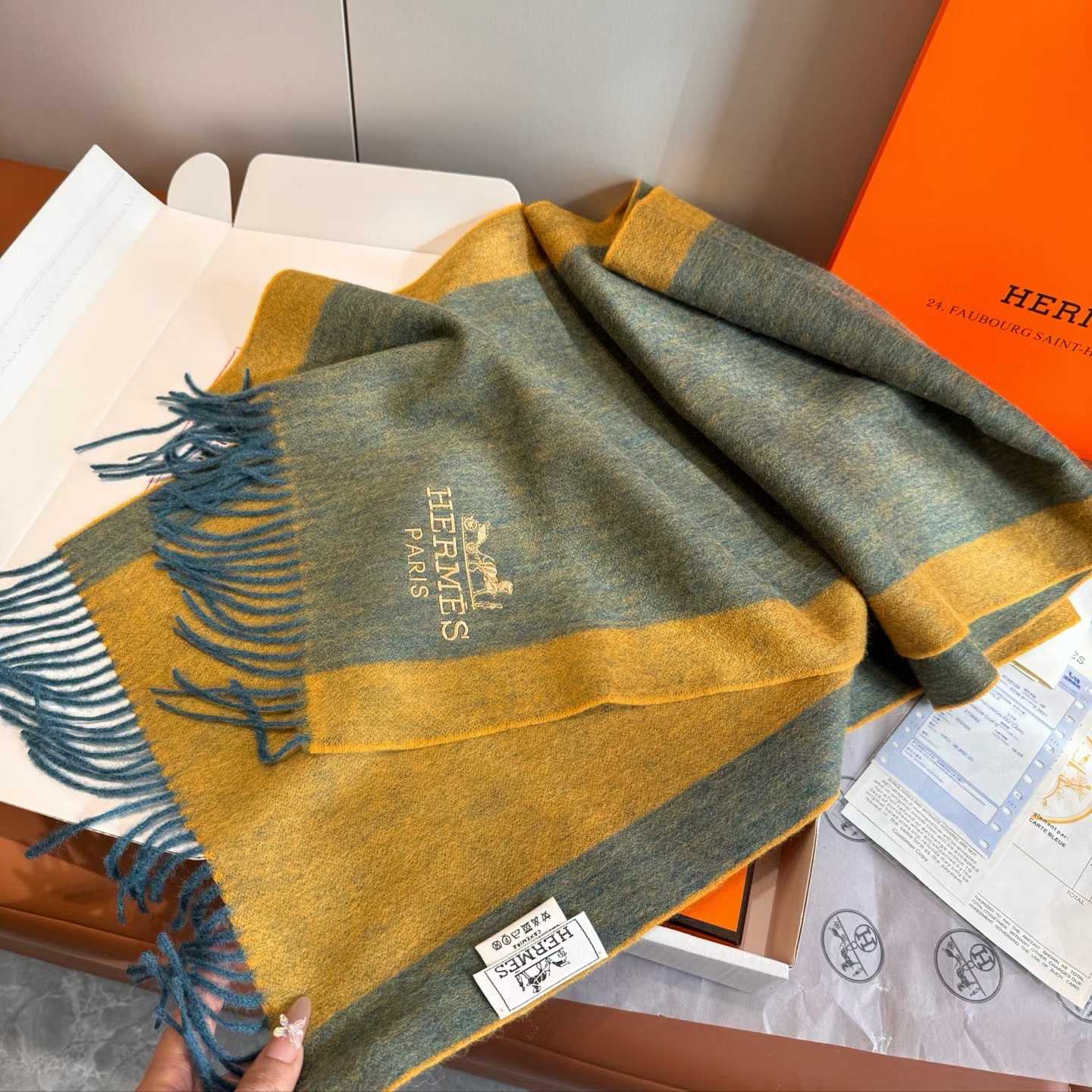 mmexport1762175589105