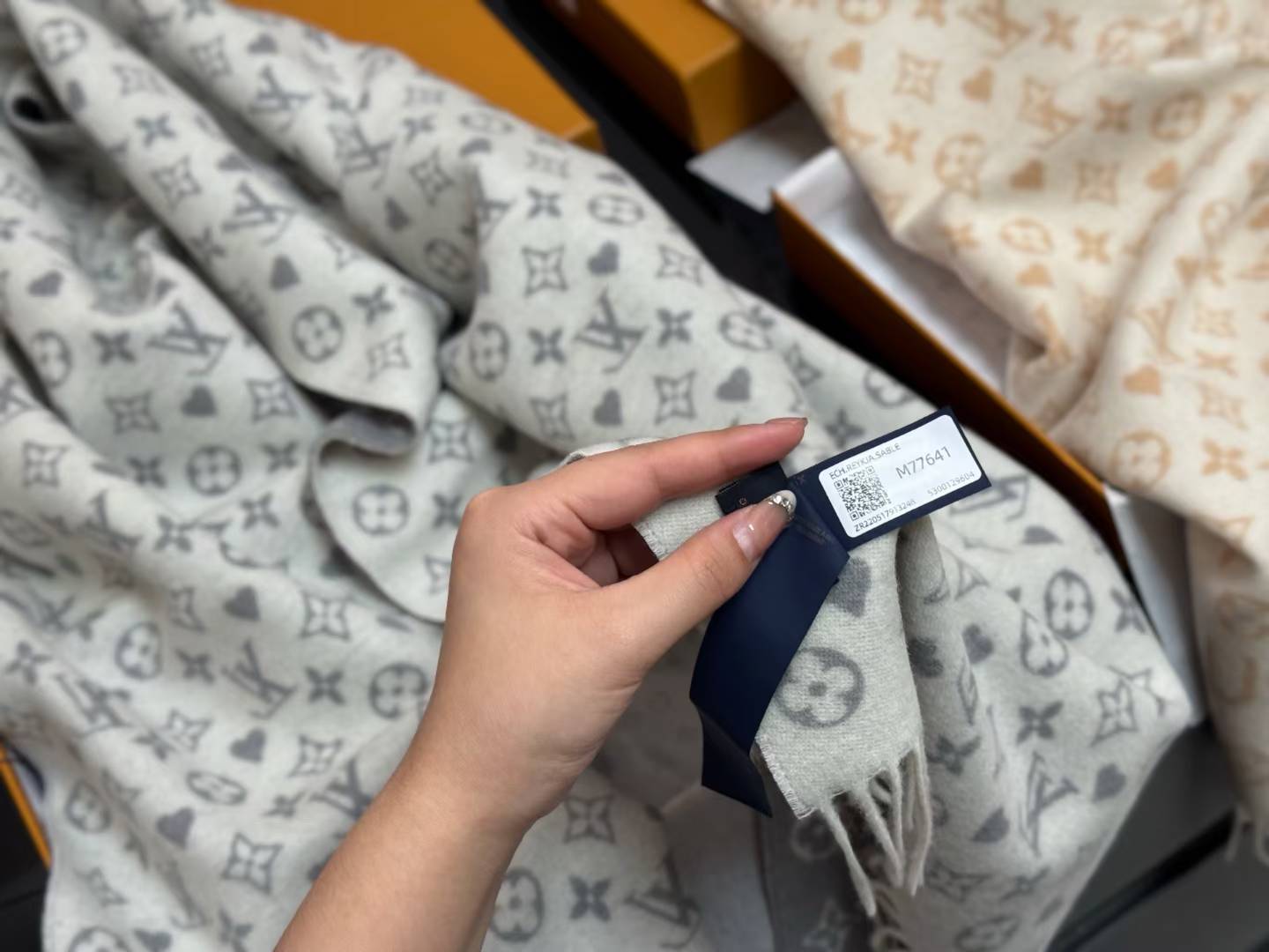 mmexport1762742698495