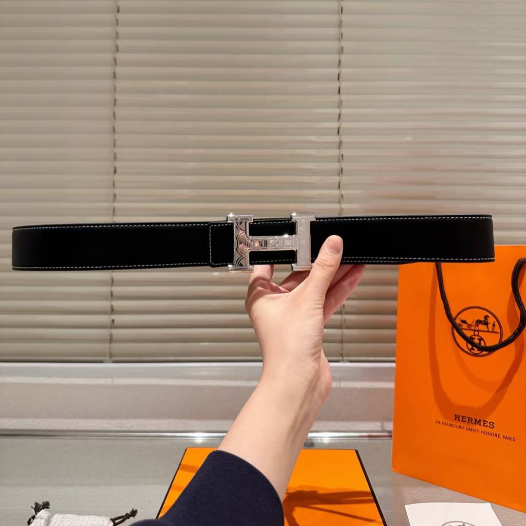 mmexport1763335981890