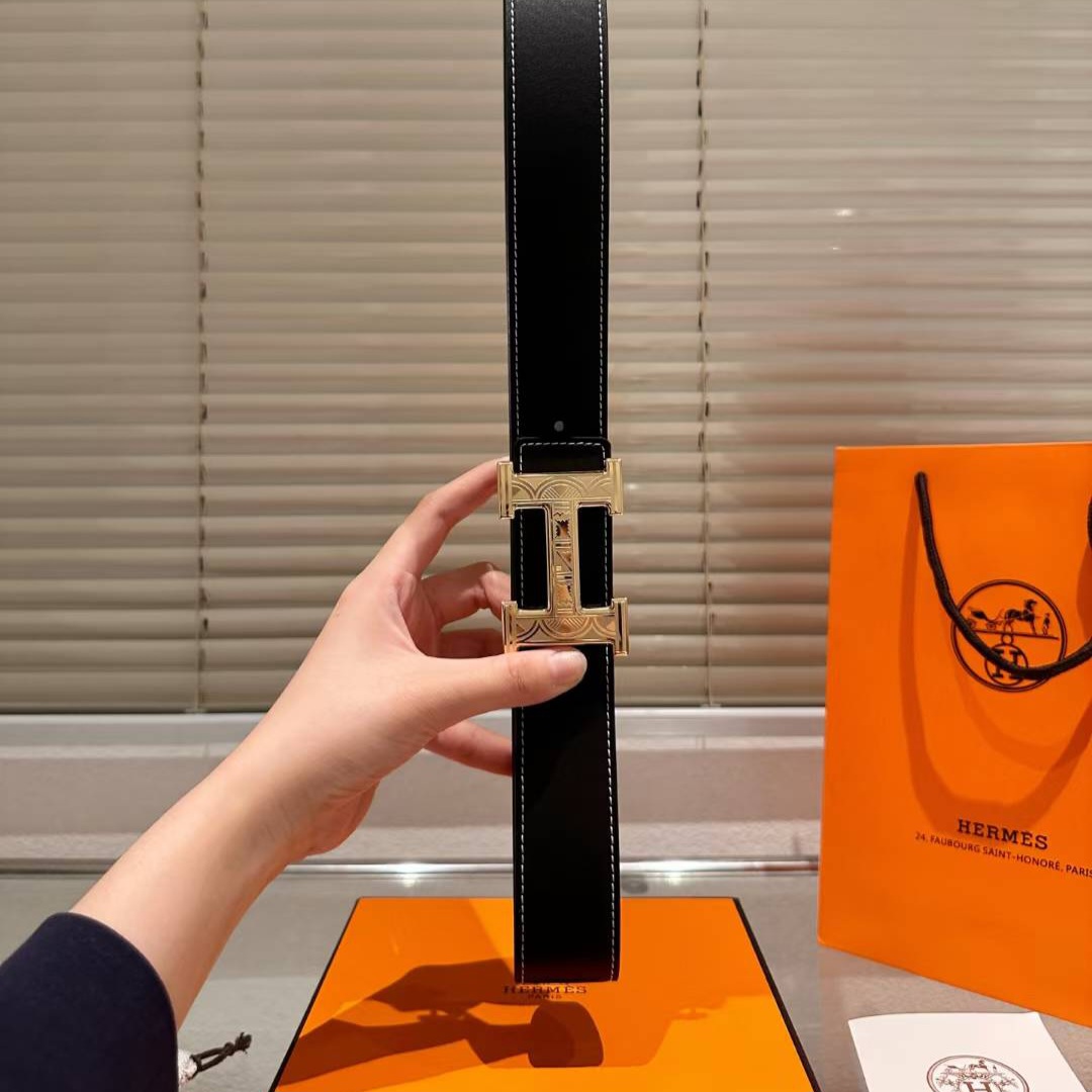 mmexport1763335982938