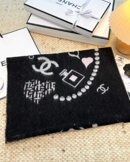 Chanel szalik damski meski