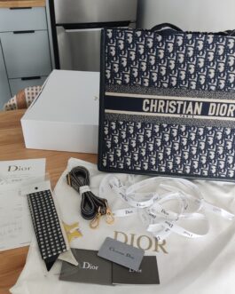 Torebka damska elegancka Dior, skora