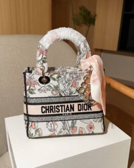 Torebka damska elegancka Dior, skóra