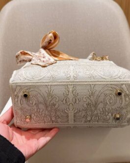 Torebka damska elegancka Dior, skóra