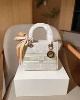 Torebka damska elegancka Dior, skóra