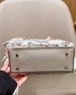 Torebka damska elegancka Dior, skóra