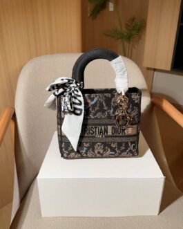 Torebka damska elegancka Dior, skóra