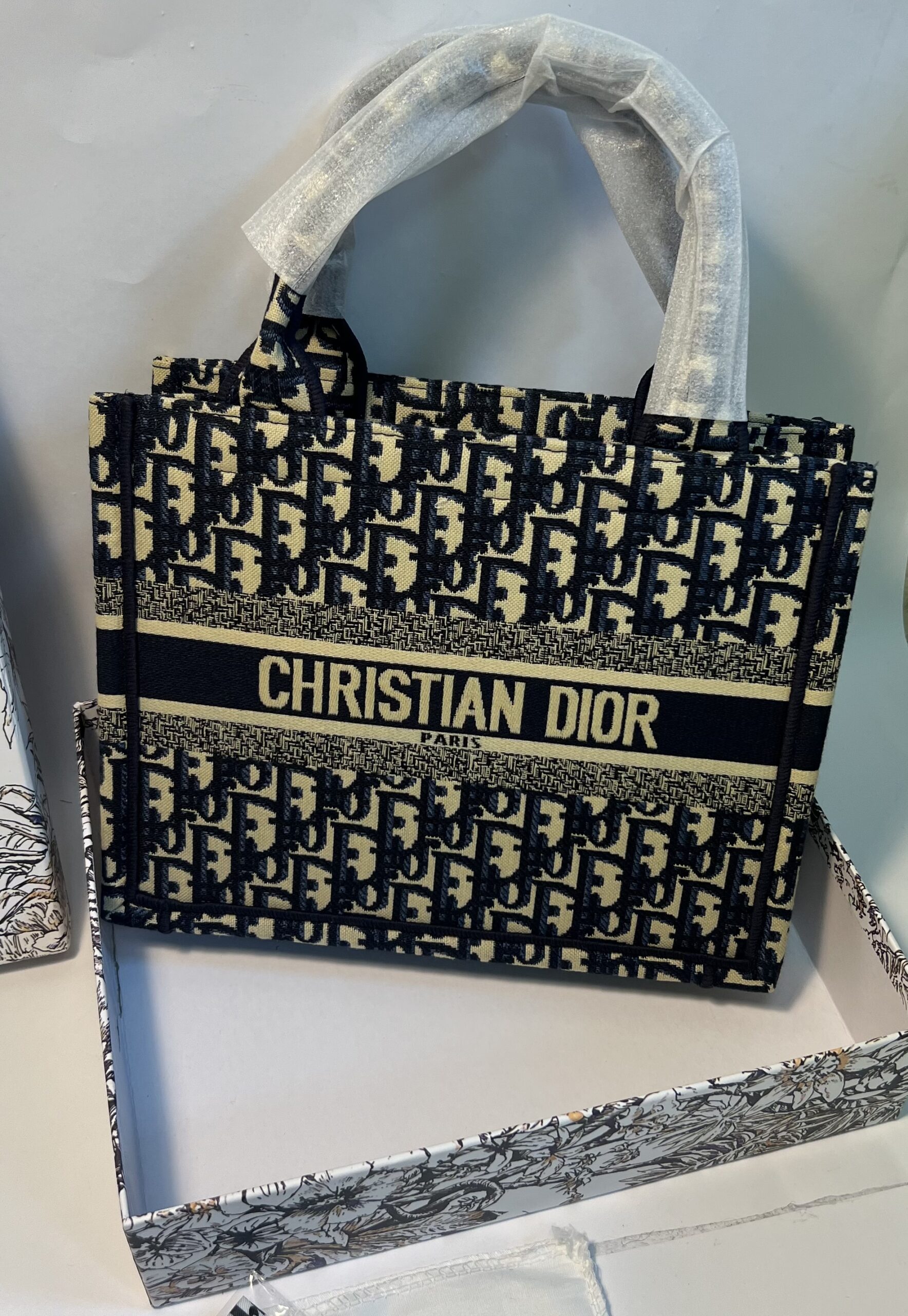 mmexport1733243367638