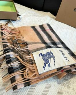 Burberry szalik damski meski