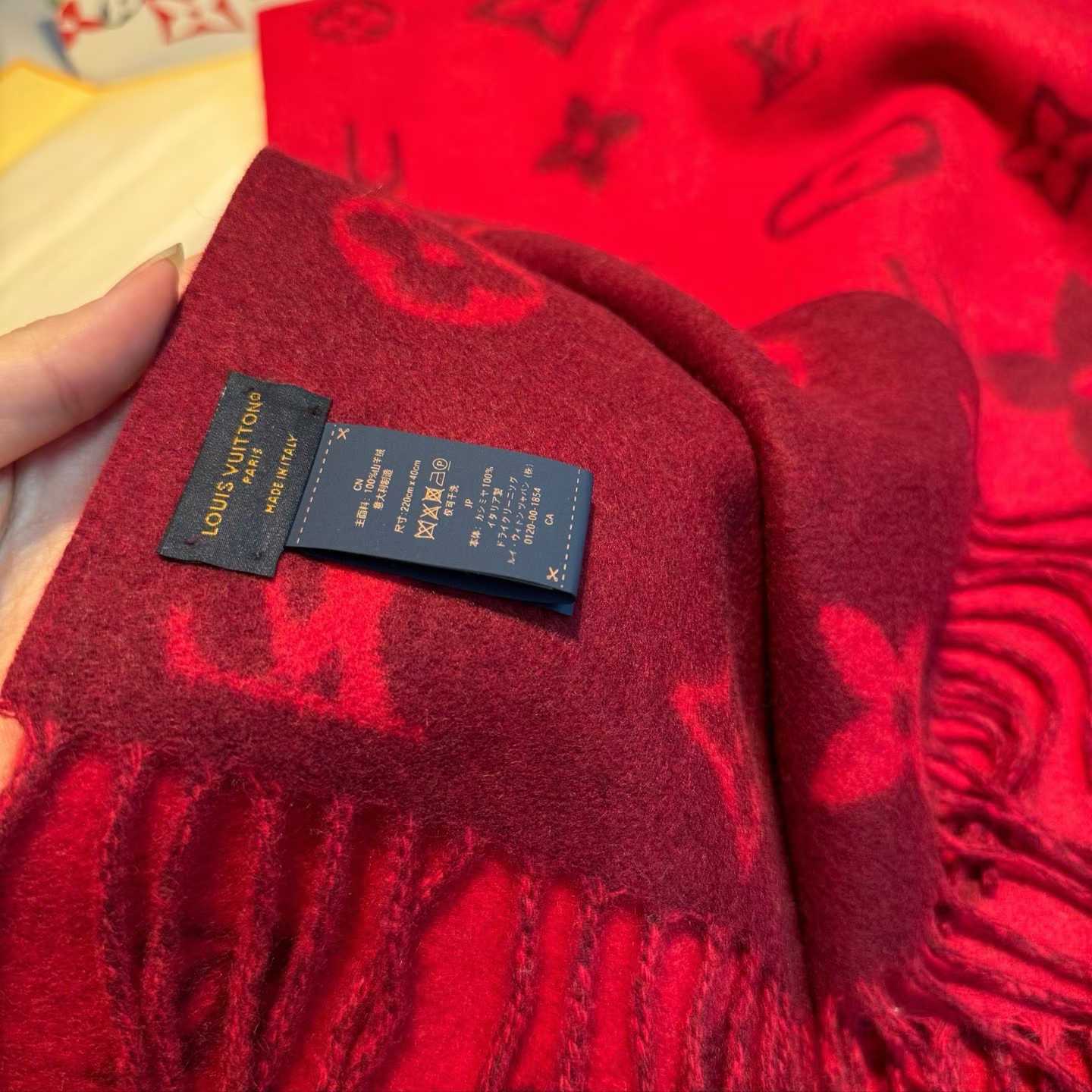 mmexport1764888672401