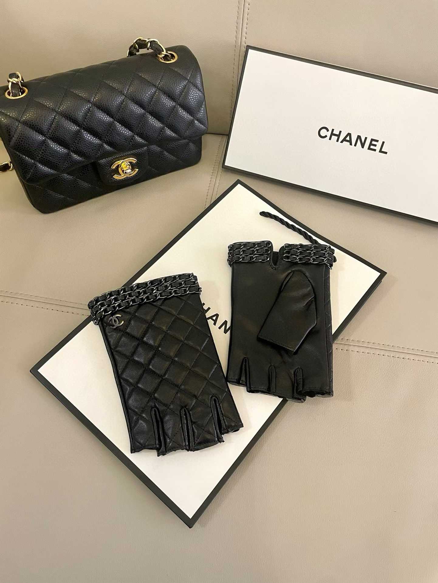 mmexport1765982735940