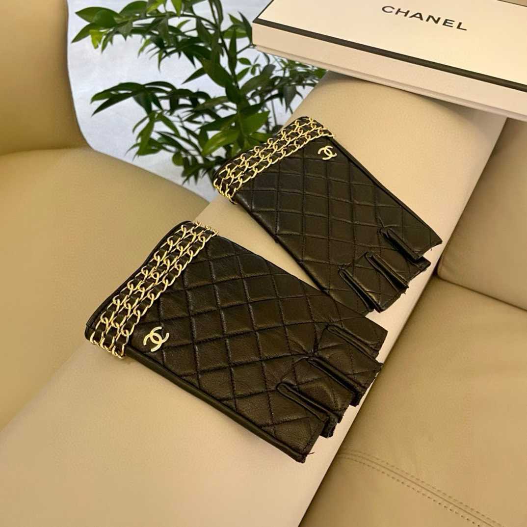 mmexport1765982772580