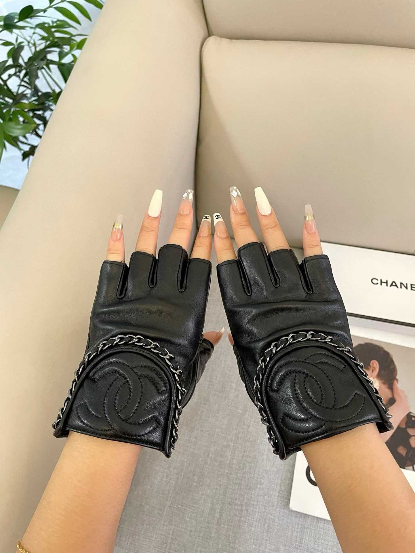 mmexport1765982897613