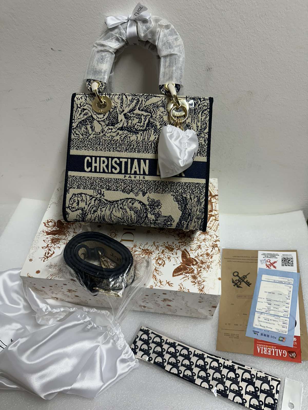 IMG-14b6e9b8f85d2c037d1b183c12ccdf6a-V