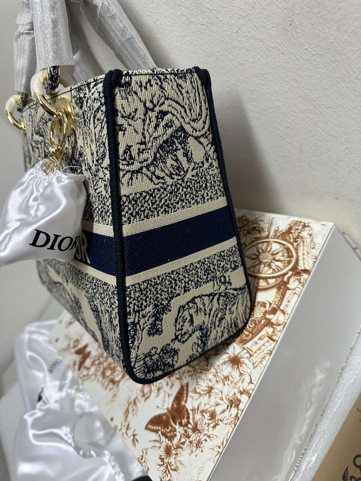 IMG-5daca9abcfcddd3225046c6eee244dac-V