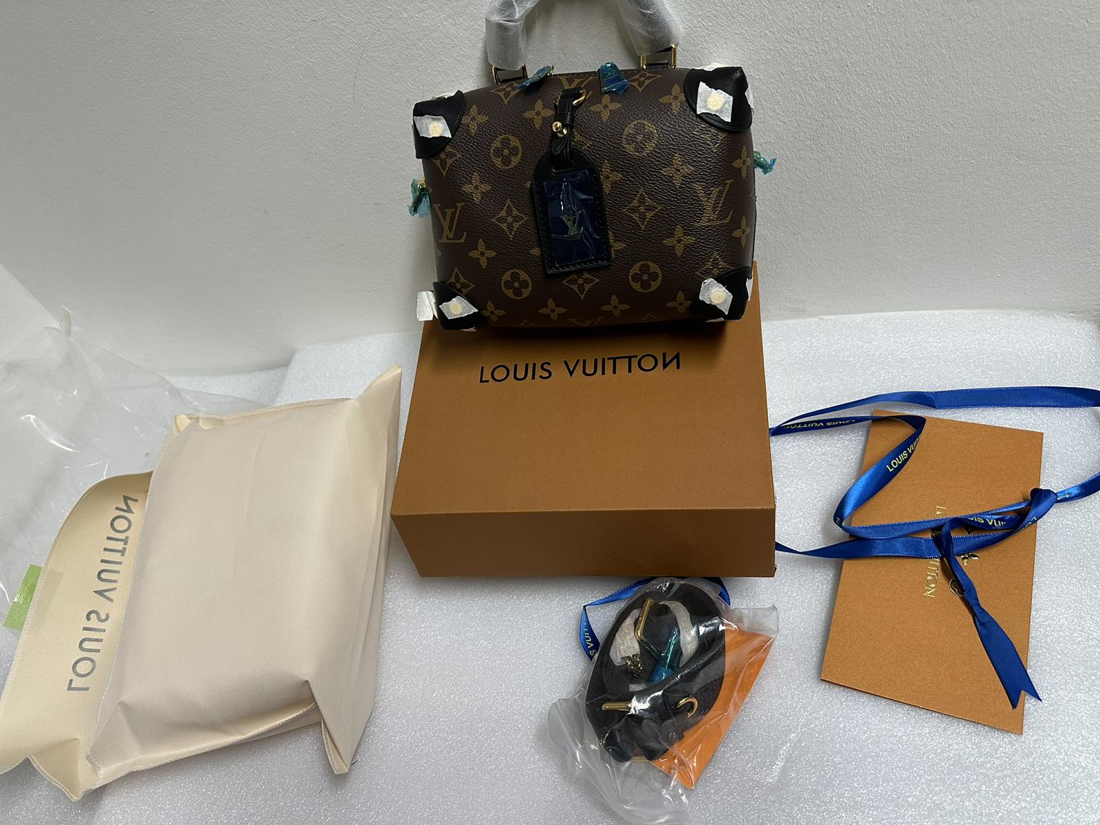 IMG-60ef0e18d39bc2ed379277480d8a37df-V