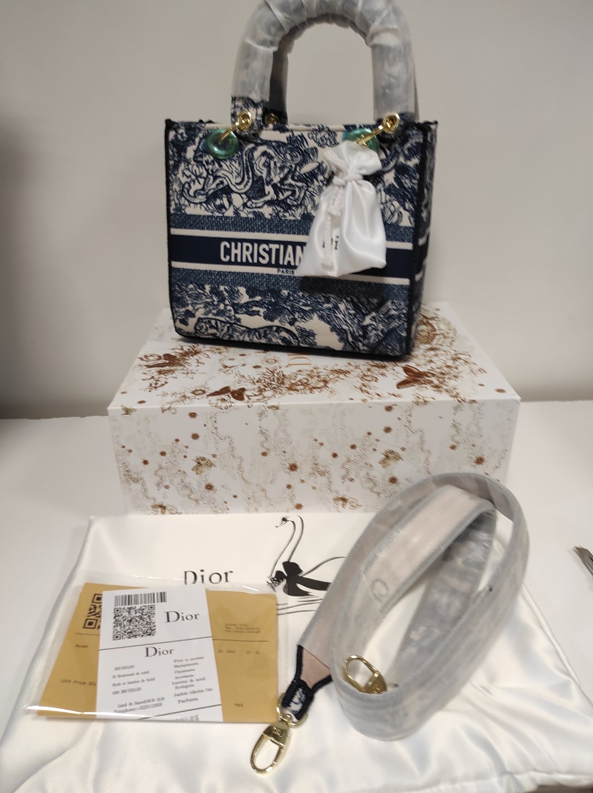 IMG-d25e48f1ae081393b7ae63f01ad5db20-V