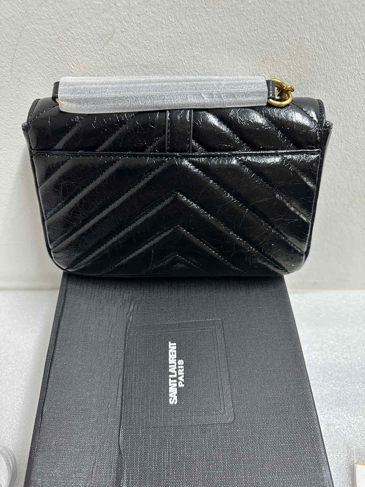 IMG-fbd9a1691d4b9ad1782a55a4c37dcbdd-V