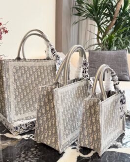 Torebka damska elegancka Dior, skora