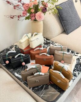 Torebka damska elegancka Loro Piano extra pocket, skora